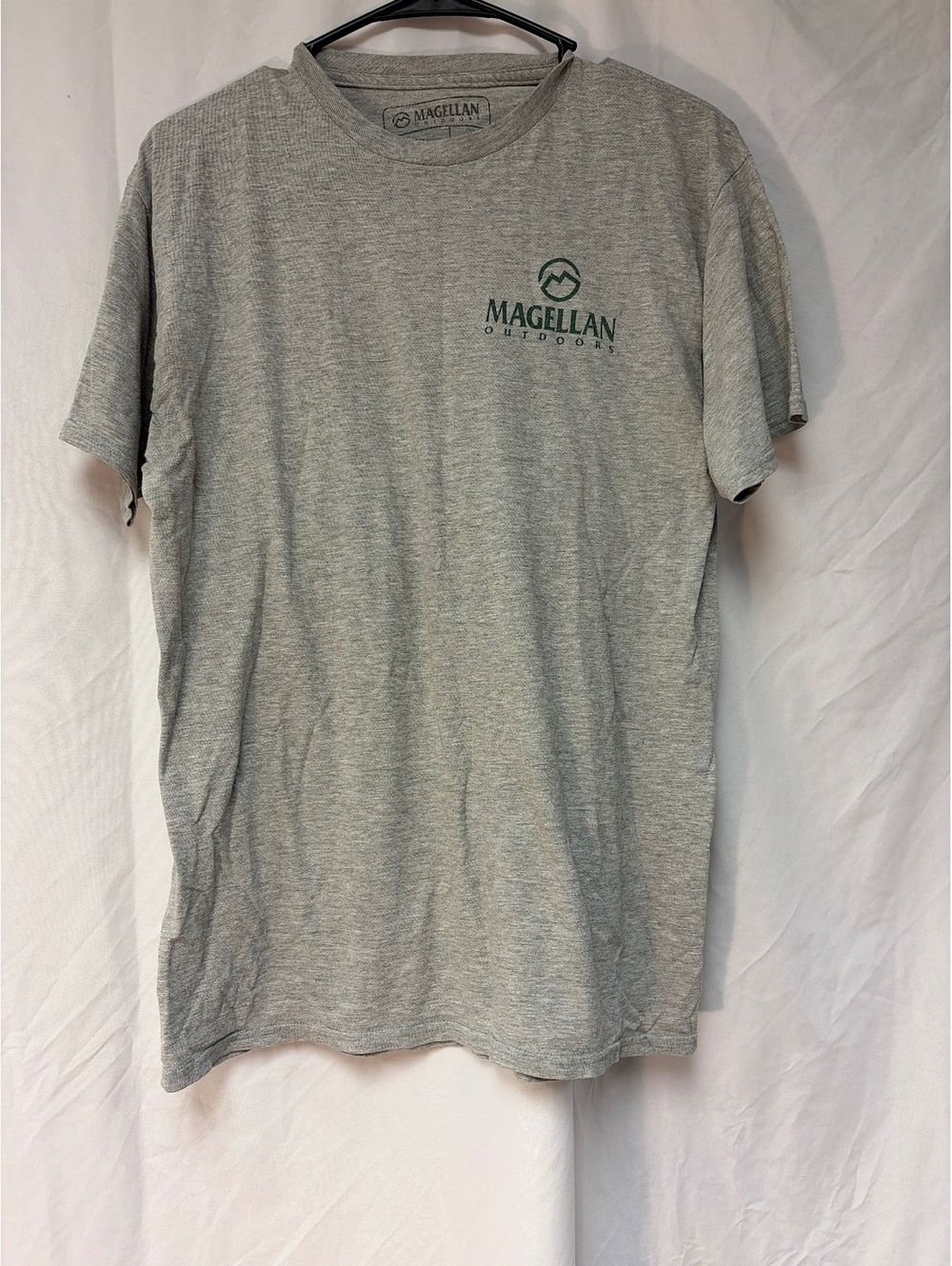 Magellan Outdoors Men's Gray Live To Explore Graphic T-Shirt Medium